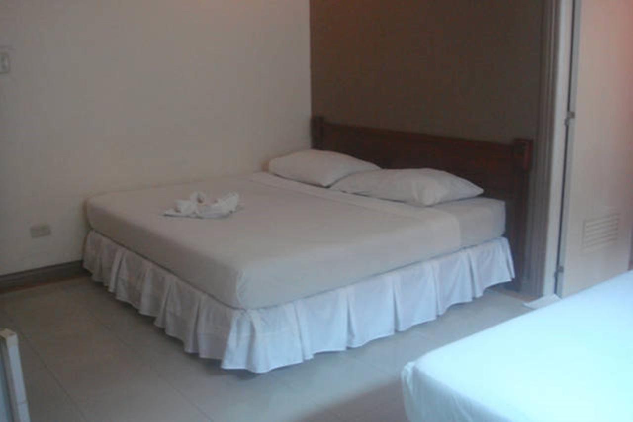 Balibago Villa Hotel Angeles Bagian luar foto