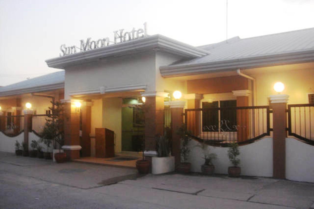 Balibago Villa Hotel Angeles Bagian luar foto